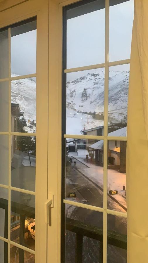 Bhost - Oso Polar Apartment เซียร์ราเนบาดา ภายนอก รูปภาพ