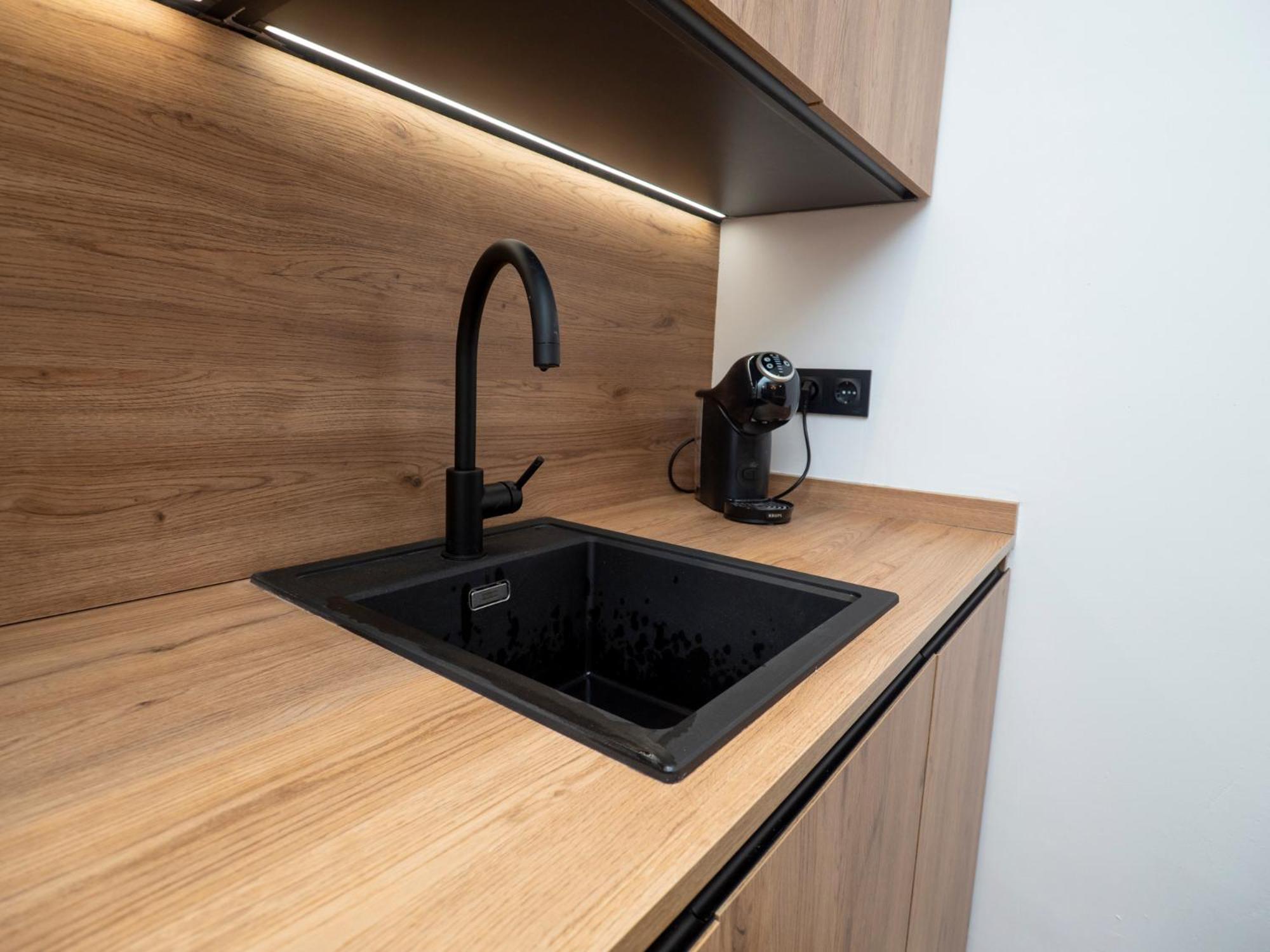Bhost - Oso Polar Apartment เซียร์ราเนบาดา ภายนอก รูปภาพ